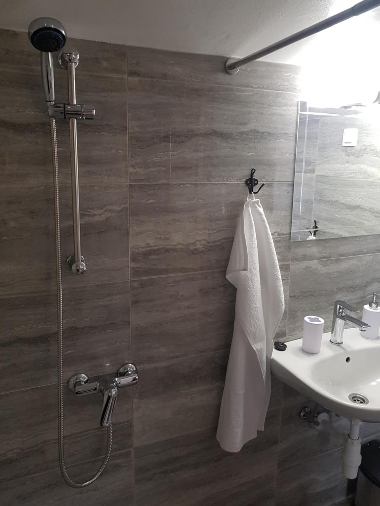 Rooms Horvat คาปรินา ภายนอก รูปภาพ