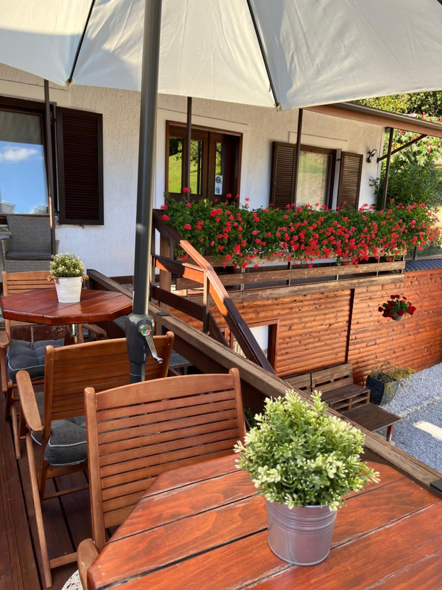 Rooms Horvat คาปรินา ภายนอก รูปภาพ